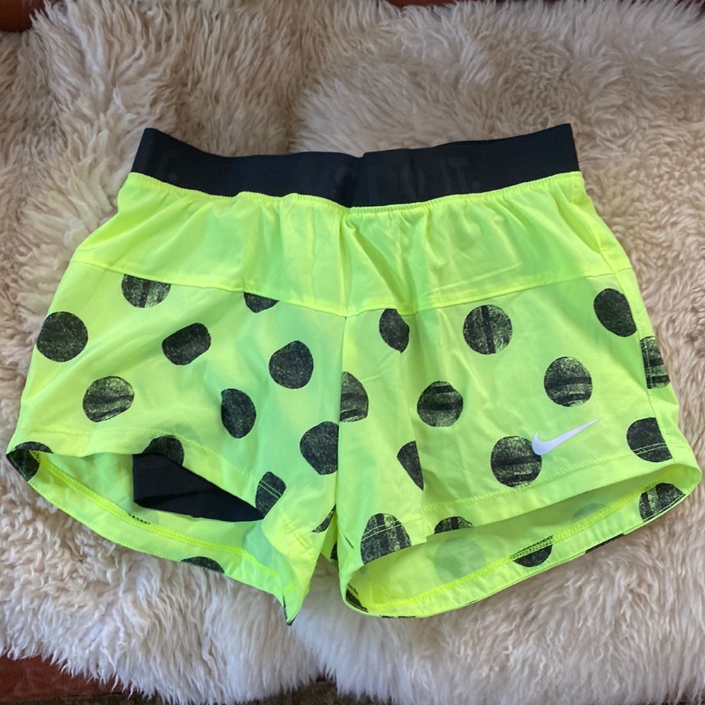 NWOT Nike dri fit shorts
